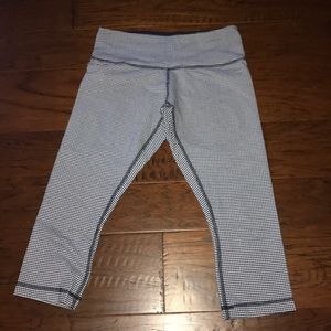 Lululemon cropped leggings